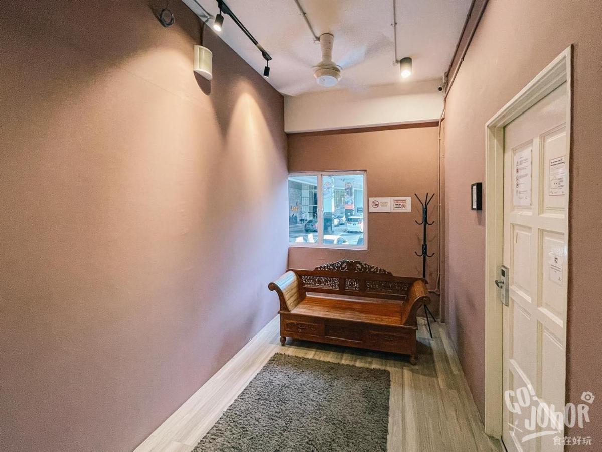 Attrus Bed & Breakfast Johor Bahru Bagian luar foto