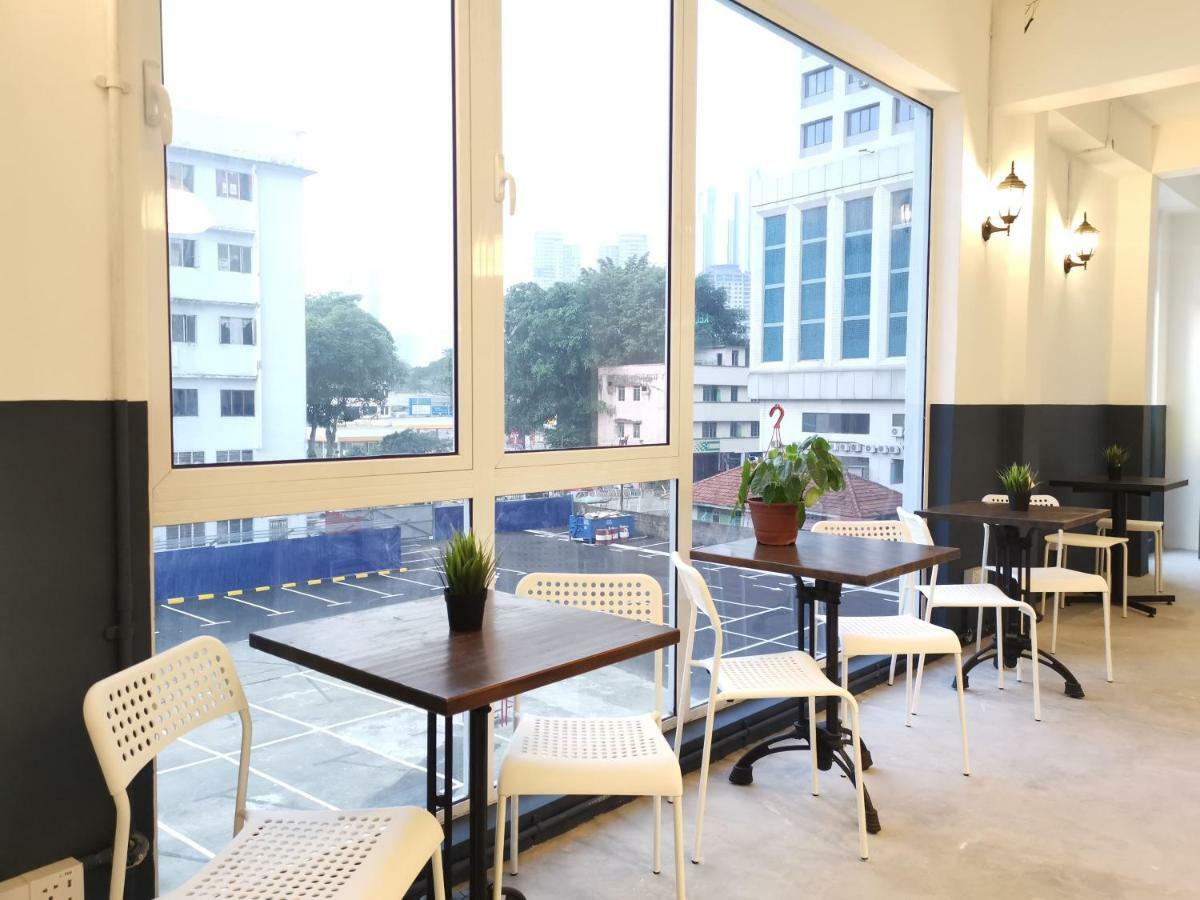 Attrus Bed & Breakfast Johor Bahru Bagian luar foto