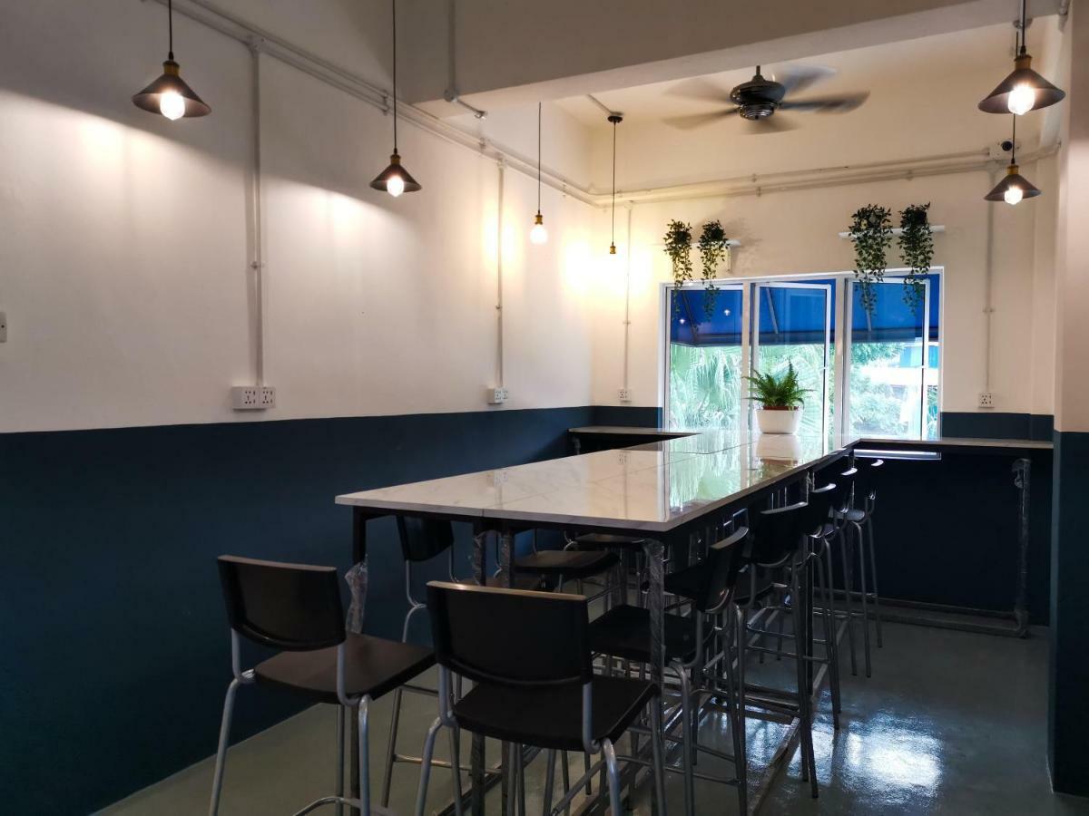 Attrus Bed & Breakfast Johor Bahru Bagian luar foto