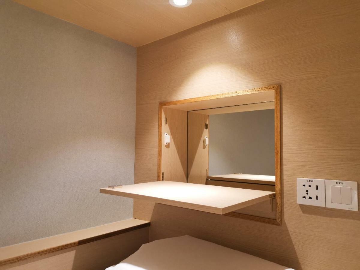Attrus Bed & Breakfast Johor Bahru Bagian luar foto