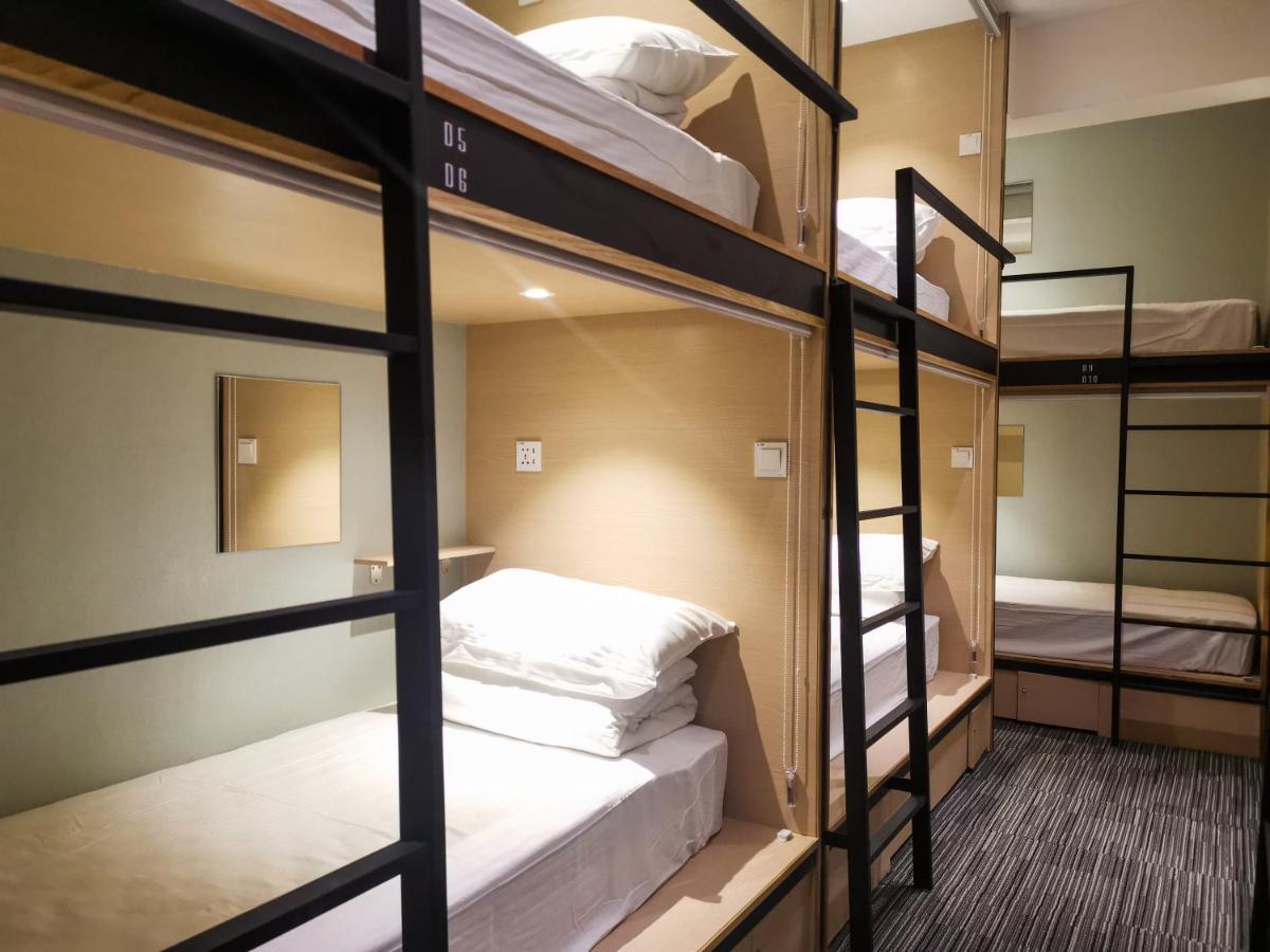 Attrus Bed & Breakfast Johor Bahru Bagian luar foto