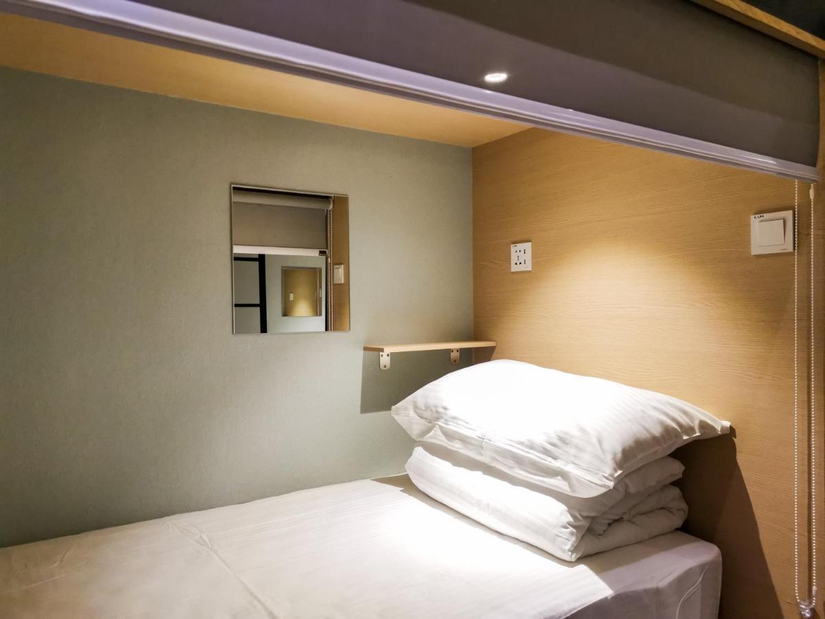 Attrus Bed & Breakfast Johor Bahru Bagian luar foto