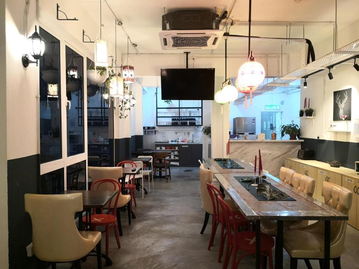 Attrus Bed & Breakfast Johor Bahru Bagian luar foto