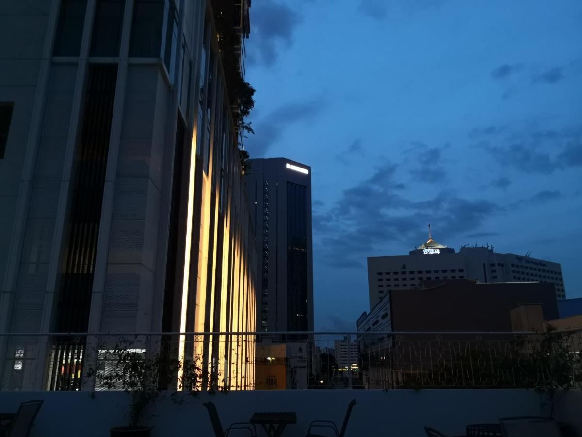 Attrus Bed & Breakfast Johor Bahru Bagian luar foto